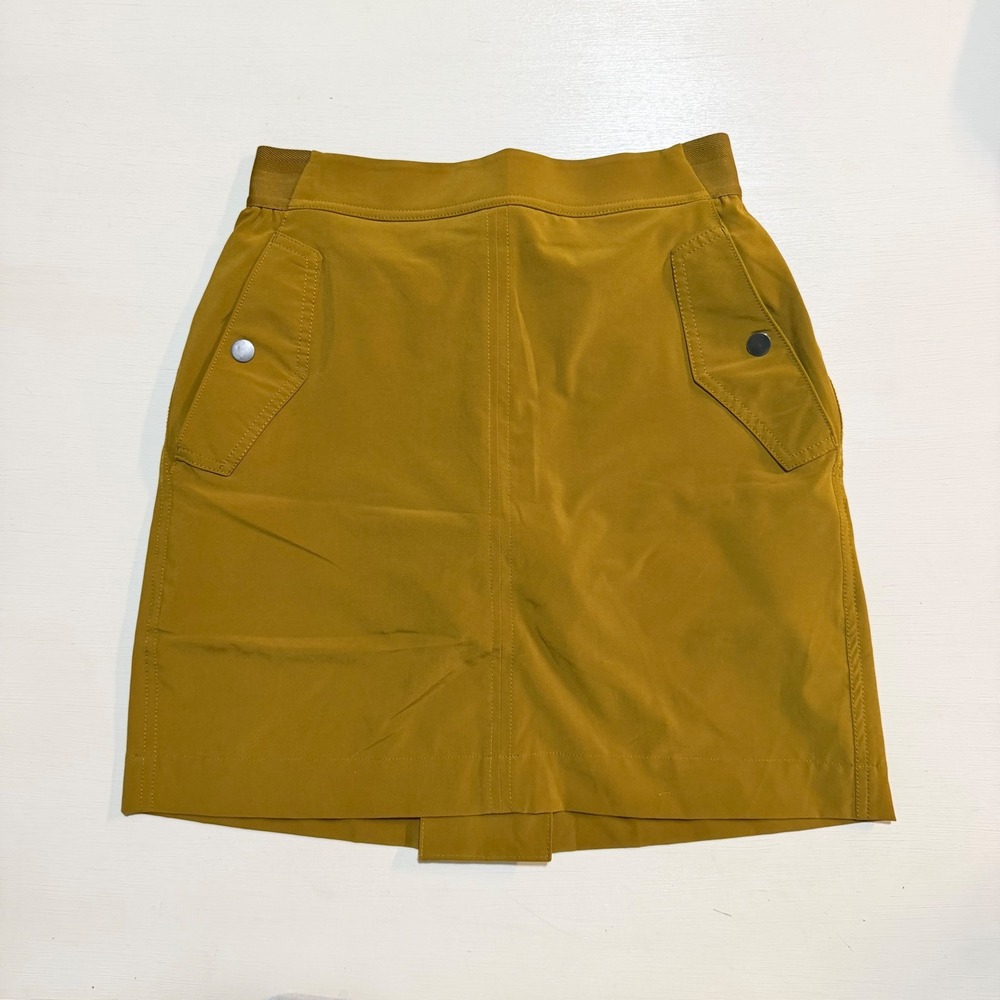 Athleta Skort Size 2 Mustard Yellow Ochre Activewear Hiking Travel Mini Skirt